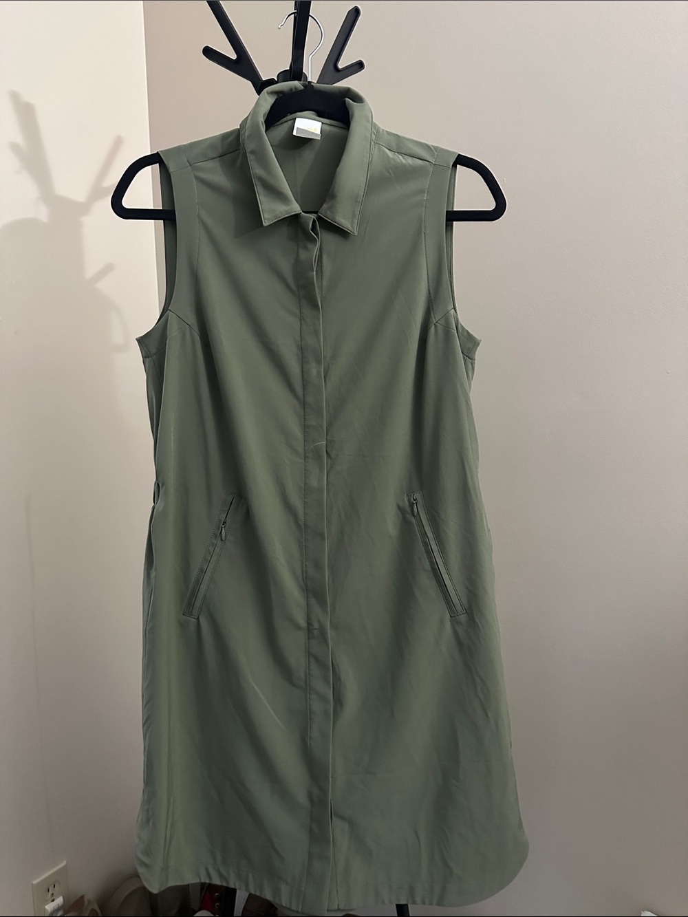 Sleeveless Olive Green Collared Shift Dress